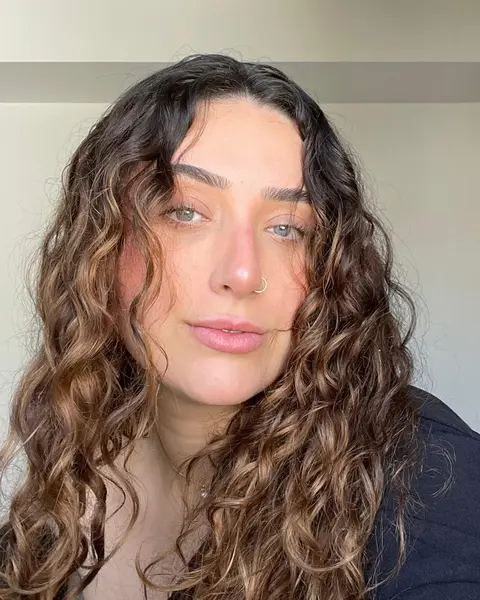 Giulia, criadora do Within the Pages Club